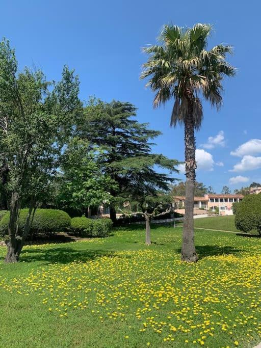 **** Bord De Golfe De Saint Tropez Appartement Grimaud